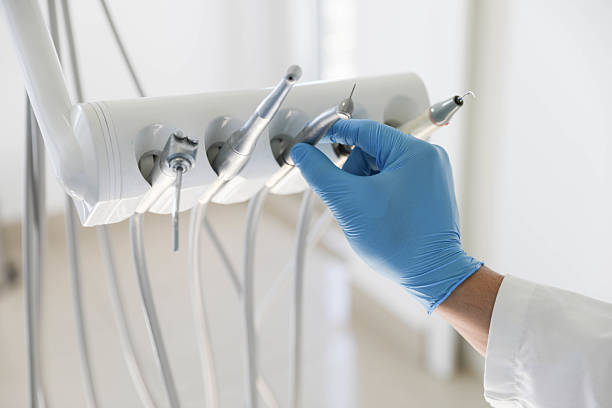 Professional Emergency Dentist technician working in Monroeville, IN